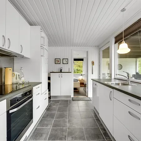 Dwerg - 300m To The Fjord By Interhome *